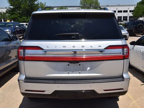 Used 2019 Lincoln Navigator Reserve w/ Cargo Package AWD/4WD image 6