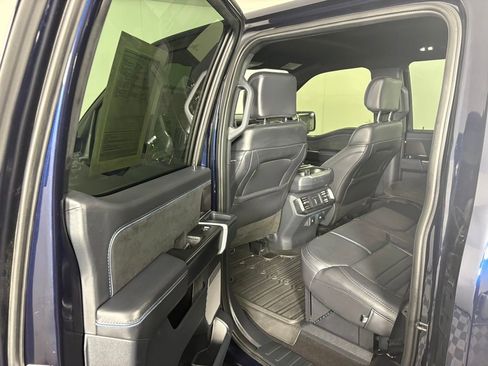 Certified 2025 Ford F150 Platinum w/ FX4 Off-Road Package AWD/4WD image 27