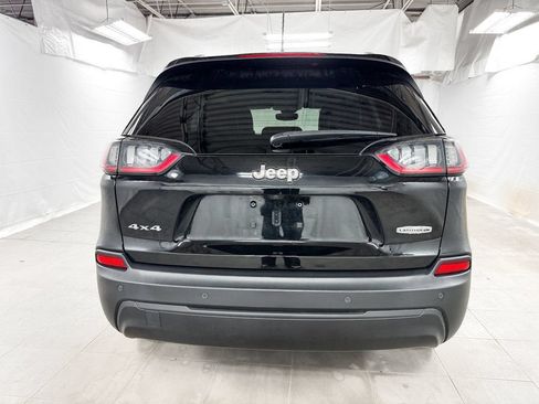Used 2021 Jeep Cherokee Latitude Plus AWD/4WD image 5