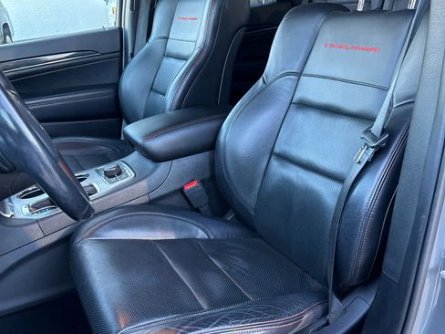 Used 2020 Jeep Grand Cherokee Trailhawk w/ Trailhawk Luxury Group image 11