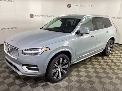 New 2025 Volvo XC90 B6 Ultra w/ Protection Package Premier