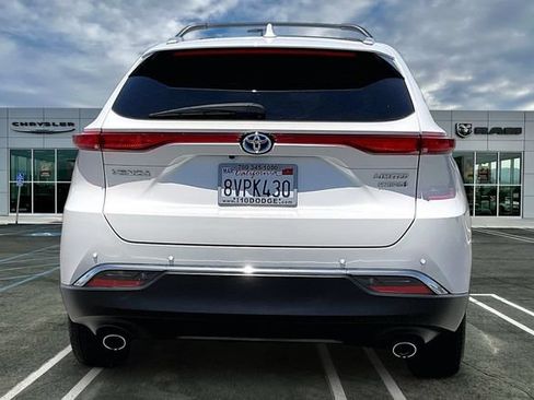 Used 2021 Toyota Venza Limited w/ Carpet Mat Package (TMS) AWD/4WD image 3