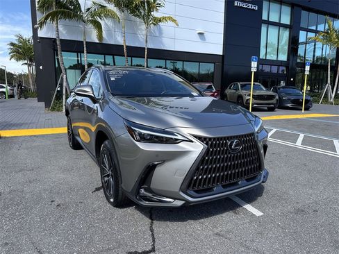 Used 2024 Lexus NX 250 FWD w/ Towing Package (2000 Lbs) image 8