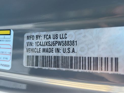 Used 2023 Jeep Wrangler Unlimited Rubicon 392 w/ Xtreme Recon 35" Tire Package image 22