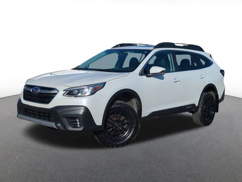 Used 2022 Subaru Outback Limited XT image 1