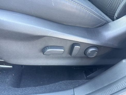 Used 2019 Subaru Forester Premium w/ All-Weather Package AWD/4WD image 19