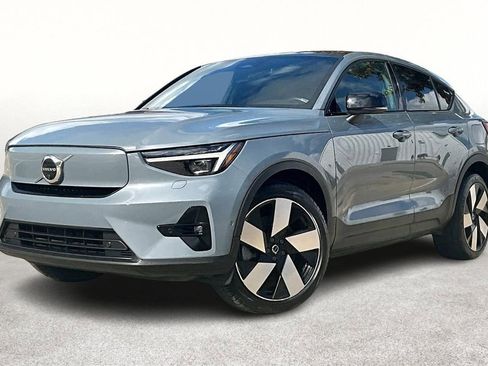 Certified 2023 Volvo C40 P8 Recharge Ultimate image 14