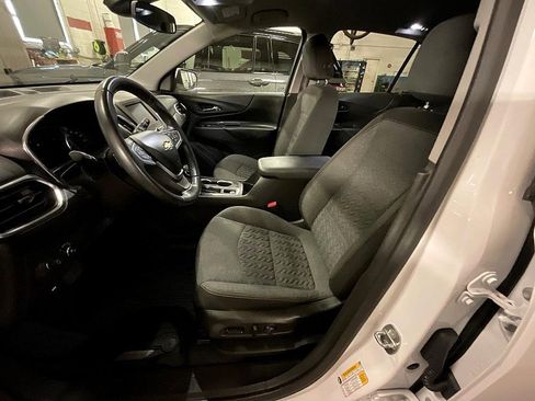Used 2022 Chevrolet Equinox LT image 4