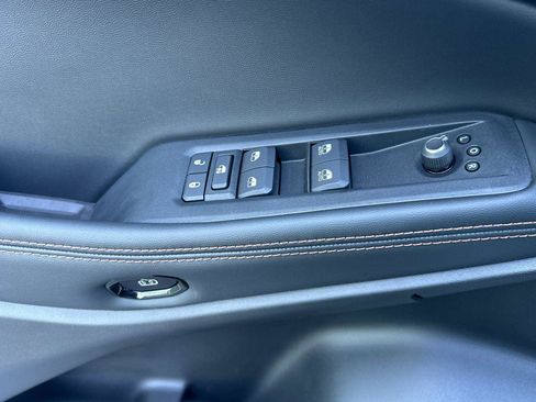 New 2026 Jeep Cherokee Limited image 8