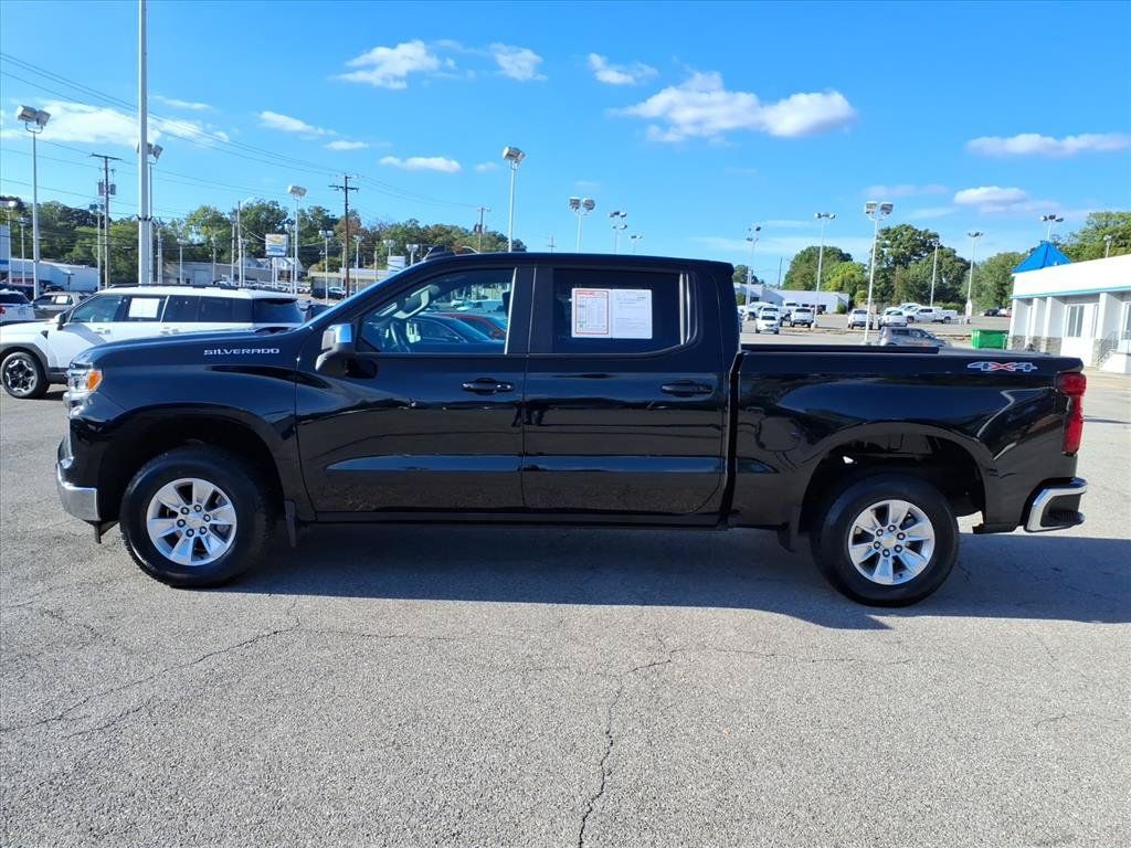 Used 2026 Chevrolet Silverado 1500 LT AWD/4WD image 7