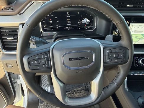 Used 2025 GMC Sierra 1500 Denali w/ Denali Reserve Package image 21