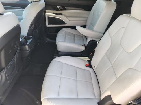 Used 2020 Kia Telluride SX w/ Towing Package image 25