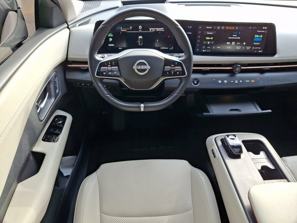 Used 2023 Nissan Ariya FWD image 11