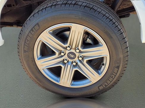 Used 2018 Ford F150 Lariat image 31