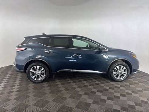 Used 2018 Nissan Murano S image 5