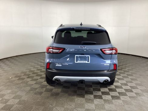 Used 2023 Ford Escape Platinum w/ Class II Trailer Tow Package AWD/4WD image 3