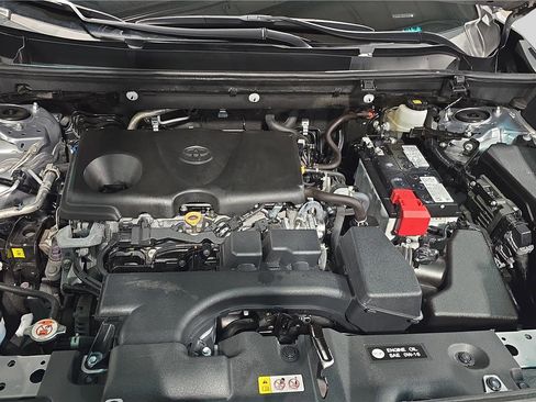 Used 2025 Toyota RAV4 LE image 29