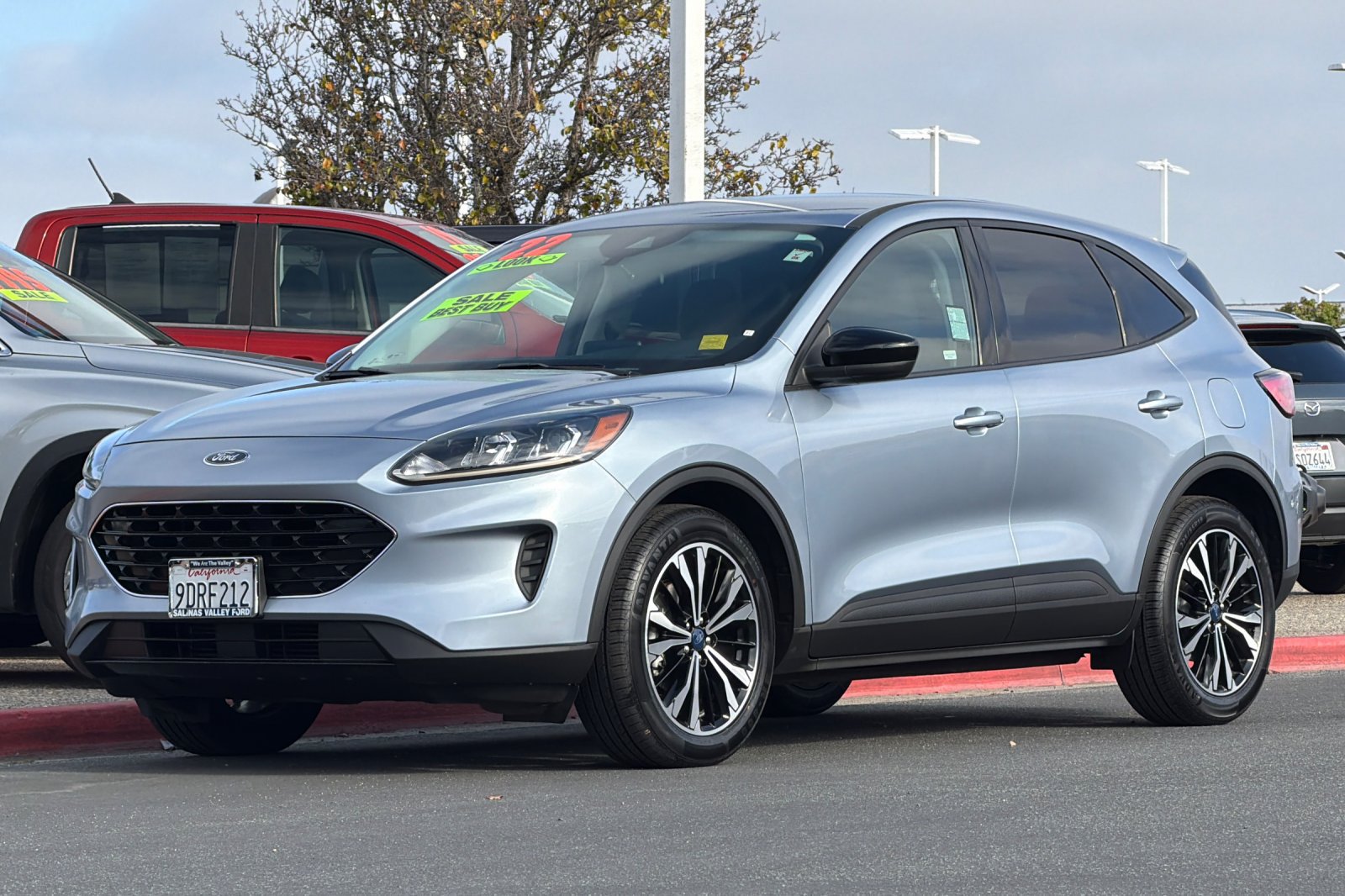 Used 2022 Ford Escape SE FWD image 8