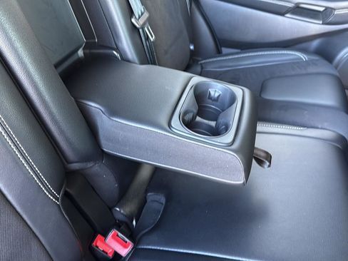 Used 2022 Ford Edge ST image 45