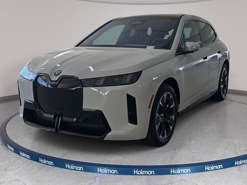 New 2026 BMW iX xDrive60 w/ M Sport Package image 1