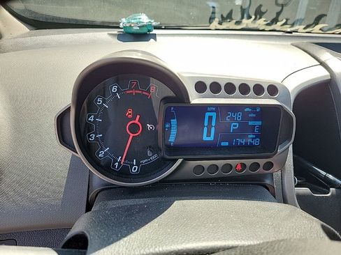 Used 2014 Chevrolet Sonic LT FWD image 4