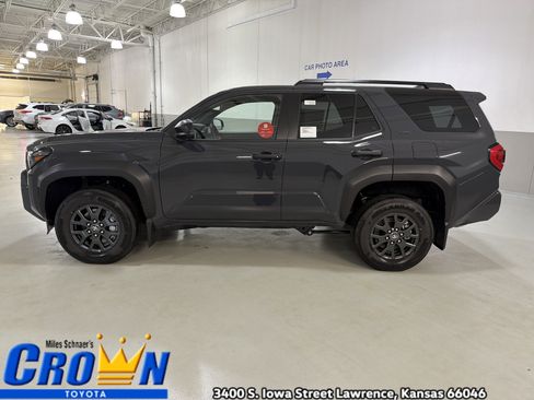New 2026 Toyota 4Runner SR5 image 5