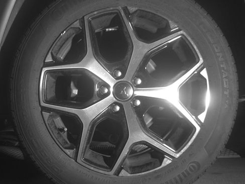 Used 2025 Jeep Compass Limited image 13