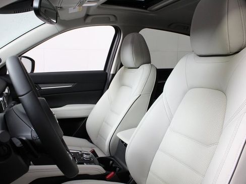 New 2025 MAZDA CX-5 AWD 2.5 S w/ Premium Plus Pkg image 13