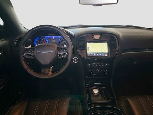 Used 2018 Chrysler 300 S w/ 300S Premium Group image 23