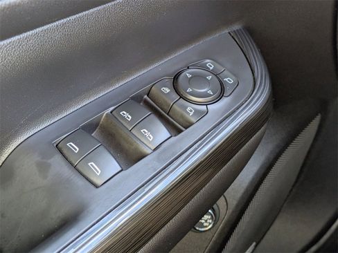 Used 2021 GMC Acadia SLT w/ Elevation Edition image 31