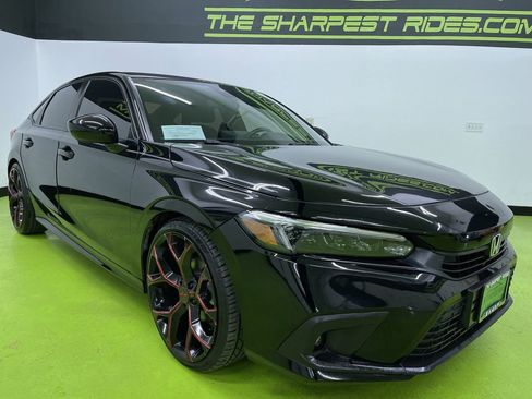 Used 2024 Honda Civic Sport image 2