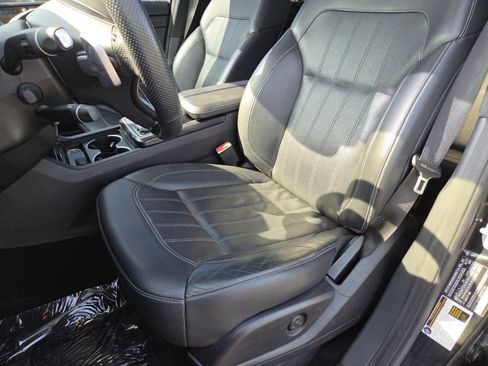 Used 2018 Mercedes-Benz GLS 450 4MATIC image 31