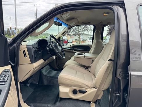 Used 2006 Ford F250 XL AWD/4WD image 11
