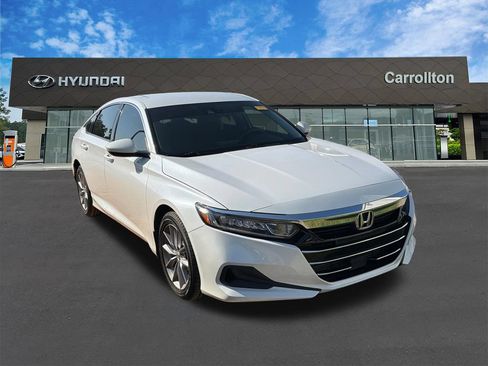 Used 2022 Honda Accord LX image 3
