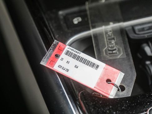 Certified 2023 Mercedes-Benz GLA 250 image 7