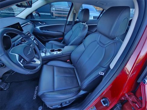 Used 2023 Genesis G70 2.0T image 17