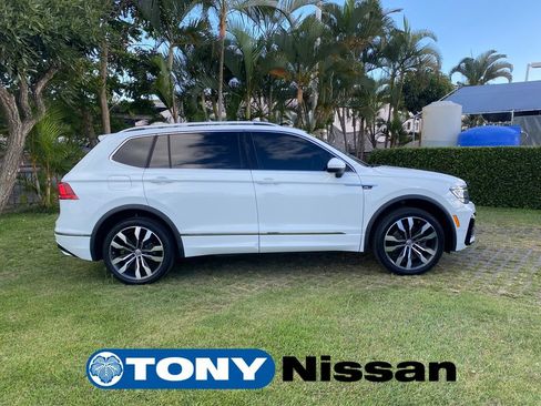 Used 2019 Volkswagen Tiguan SEL Premium R-Line AWD/4WD image 26