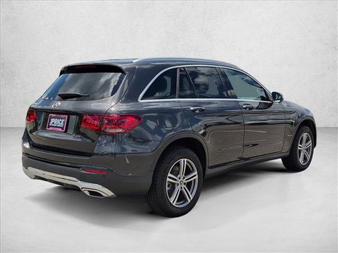 Used 2022 Mercedes-Benz GLC 300 image 5