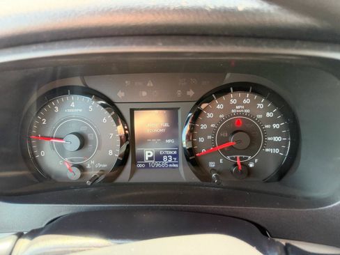 Used 2017 Toyota Sienna LE FWD image 12