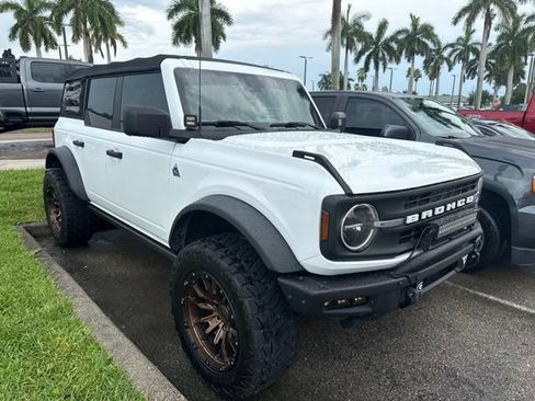 Used 2021 Ford Bronco Black Diamond w/ Sasquatch Package AWD/4WD image 1