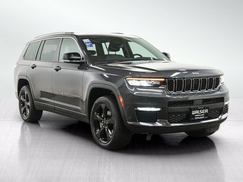 Used 2022 Jeep Grand Cherokee L Limited AWD/4WD image 7