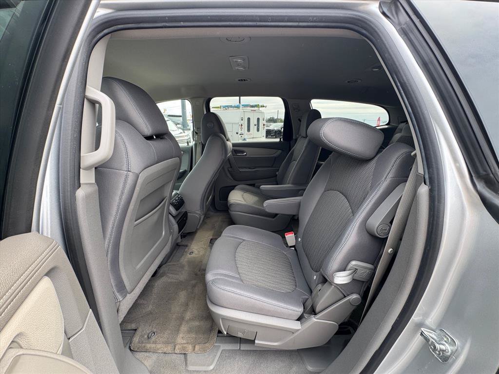 Used 2015 Chevrolet Traverse LT FWD image 11