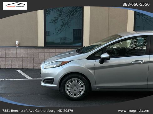 Used 2015 Ford Fiesta S image 9