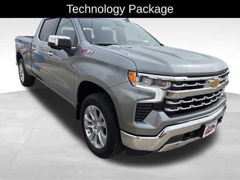 Certified 2025 Chevrolet Silverado 1500 LTZ image 4