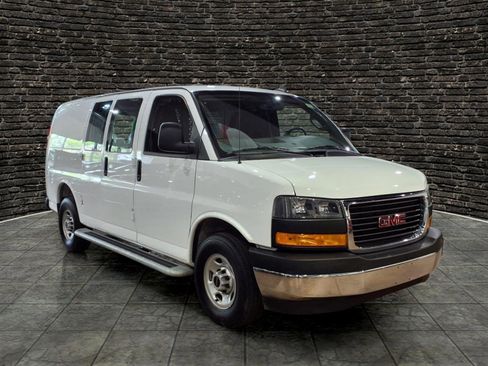 Used 2025 GMC Savana 2500 w/ Driver Convenience Package RWD image 1