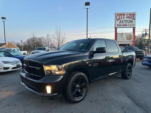 Used 2015 RAM 1500 Express image 9