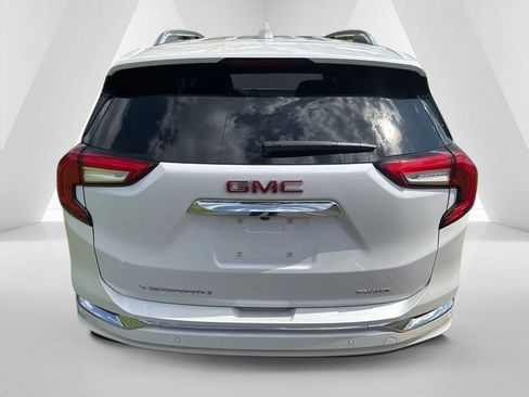 Used 2024 GMC Terrain Denali w/ LPO, Floor Liner Package AWD/4WD image 6