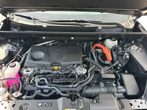 Used 2023 Toyota RAV4 XSE AWD/4WD image 27