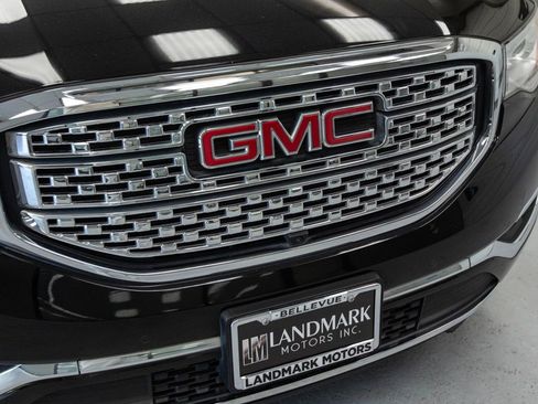 Used 2017 GMC Acadia Denali w/ Technology Package AWD/4WD image 10