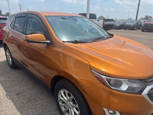 Used 2018 Chevrolet Equinox LT AWD/4WD image 8